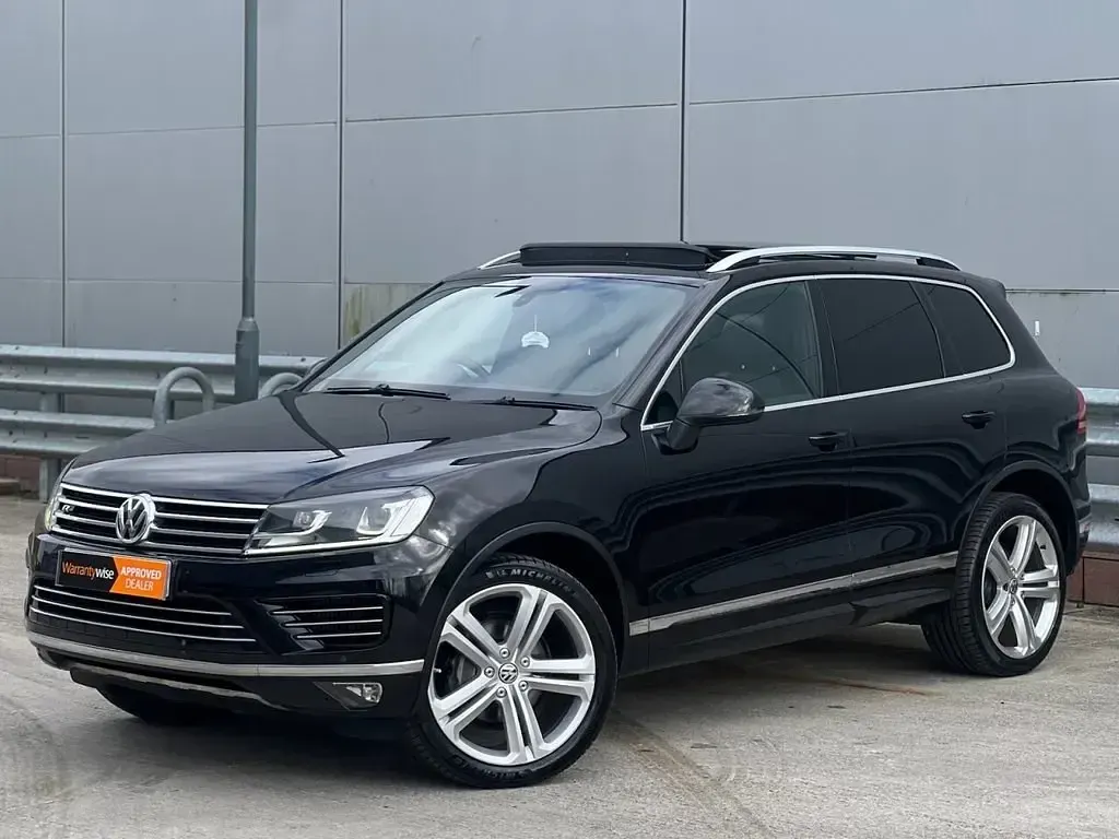 Usado VW Touareg R-line 262 HP (192 kW) 2017 Preto SUV