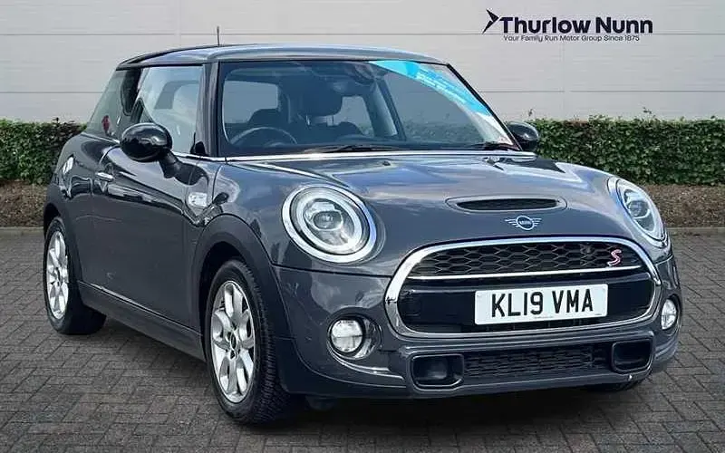 Used Mini Cooper S Classic 192 HP (141 kW) 2019 Hatchback