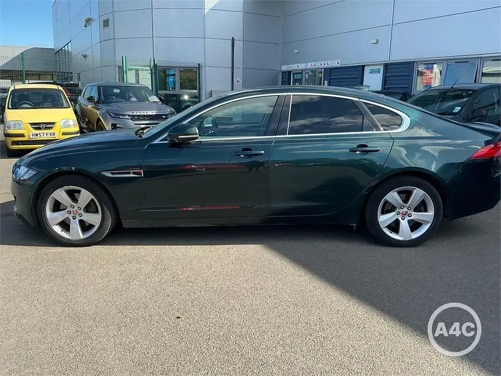 Used Jaguar XF Portfolio 2016 Green Sedan