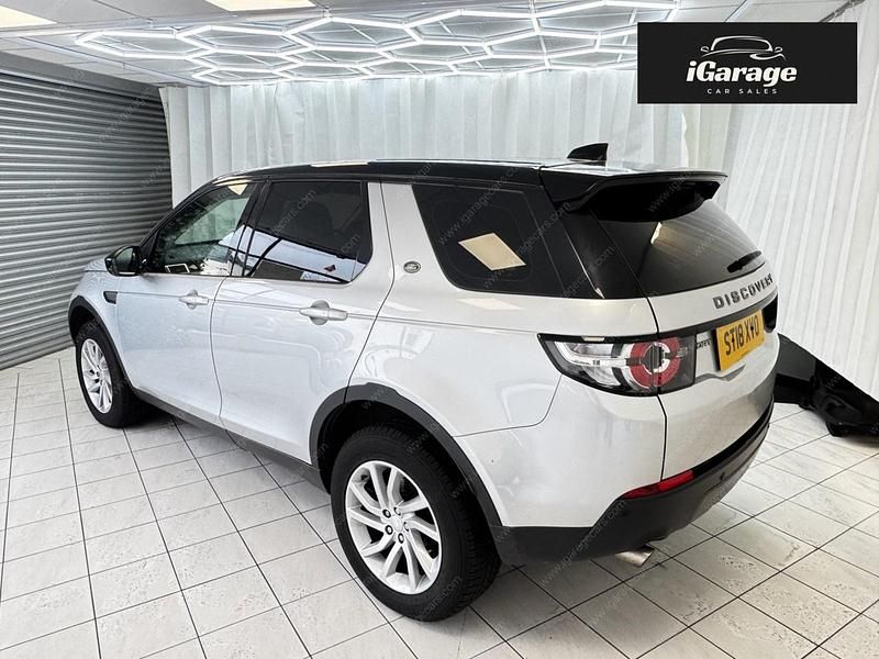 Used Land Rover Discovery Sport SE 180 HP (132 kW) 2018 Silver SUV