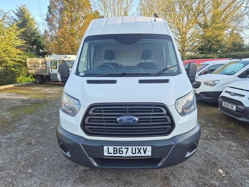 Used Ford Transit 130 HP (95 kW) 2018 White MPV