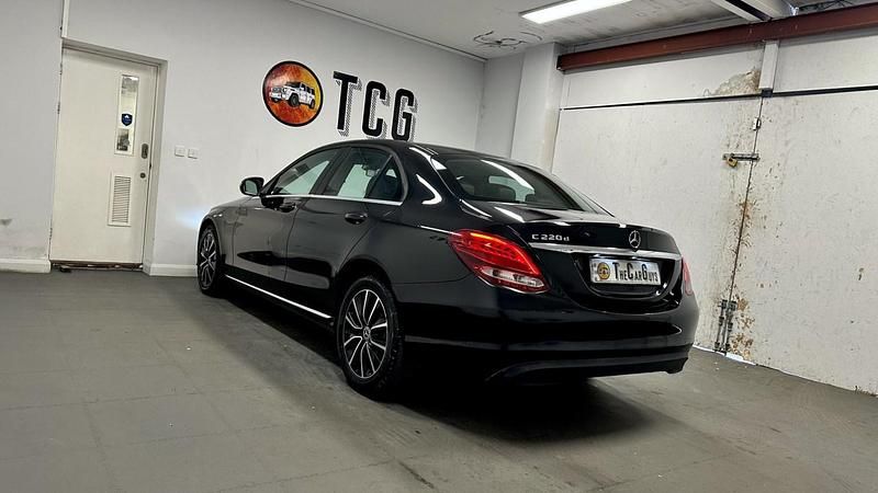 Begagnad Mercedes C220 SE 194 HK (142 kW) 2018 Svart Sedan