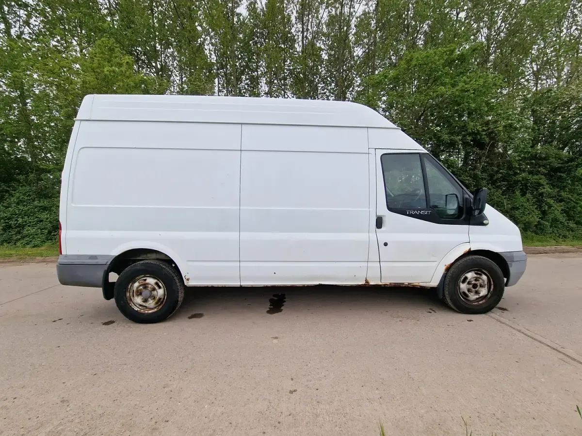 Usado Ford Transit 123 CV (90 kW) 2013 Blanco