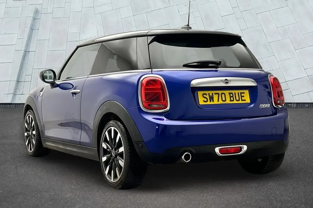Used Mini Cooper Exclusive 136 HP (100 kW) 2020 Blue Hatchback