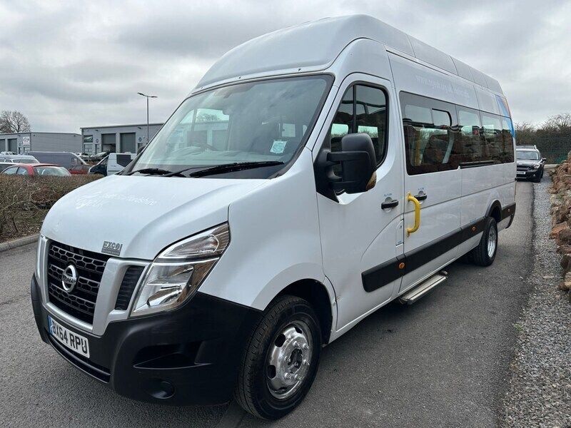White Used 2015 Nissan NV400 Van | £7,790 - Image 1/4