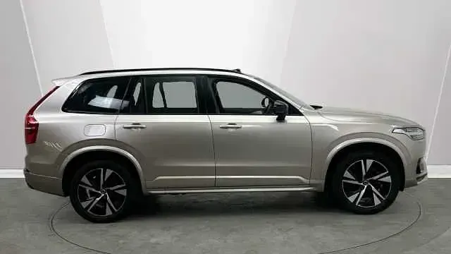 Begagnad Volvo XC90 Plus 232 HK (170 kW) 2024 SUV