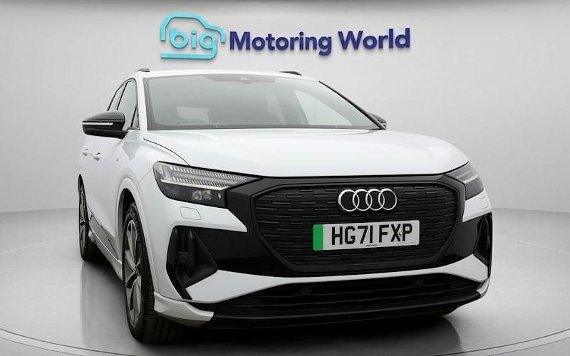 Used Audi Q4 e-tron 150 kW (204 HP) 2022 White SUV