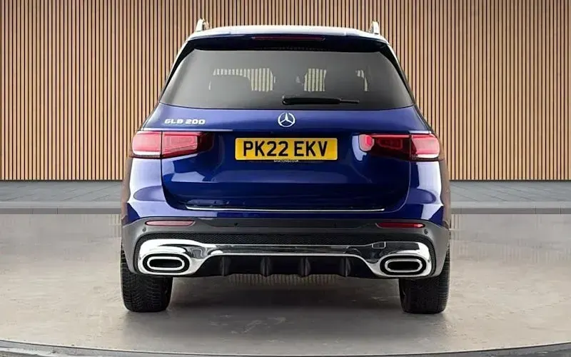 Used Mercedes GLB200 AMG line 163 HP (119 kW) 2022 Blue SUV