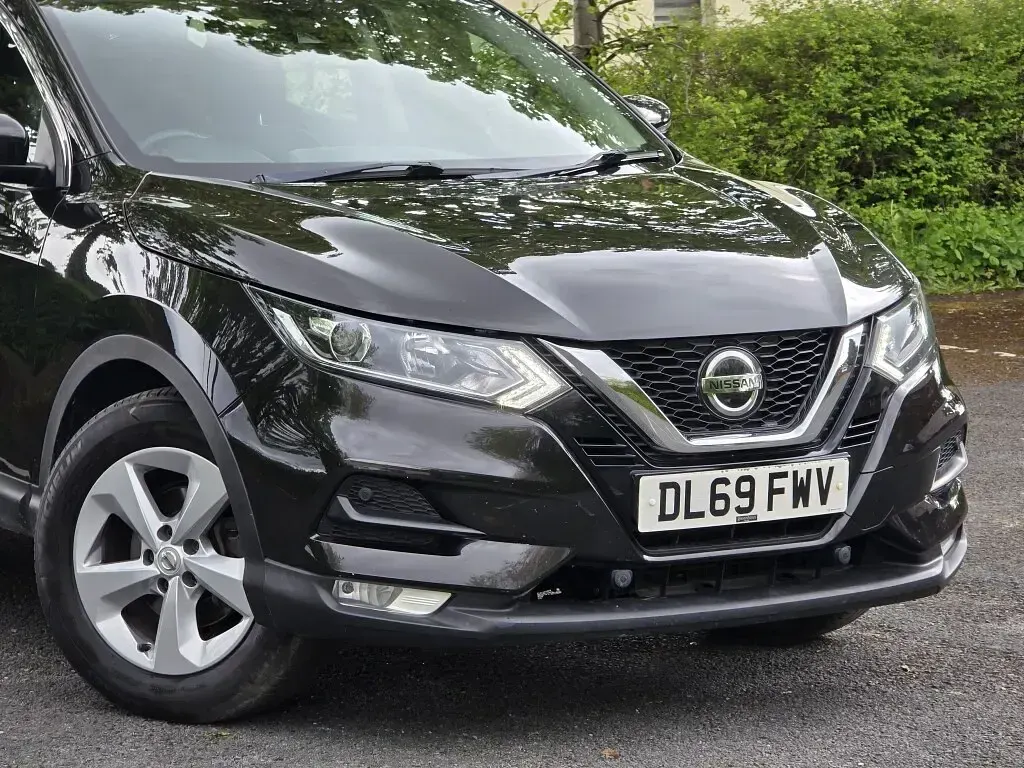 Used Nissan Qashqai Acenta Premium 2019 Black SUV