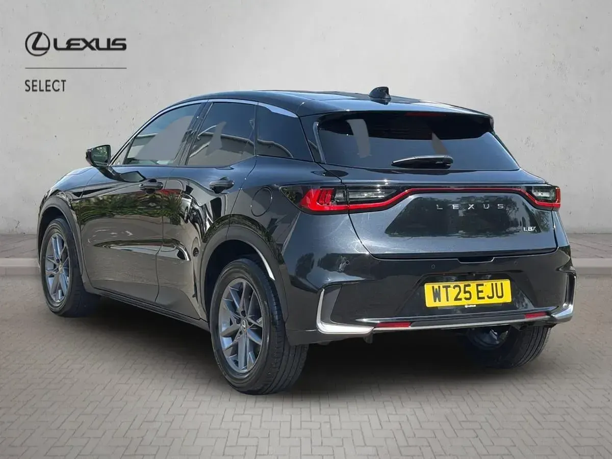 Used Lexus LBX 136 HP (100 kW) 2025 Black SUV
