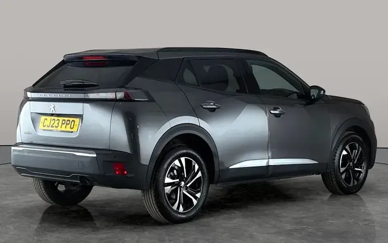 Used Peugeot 2008 Allure+ 101 HP (74 kW) 2023 Grey SUV
