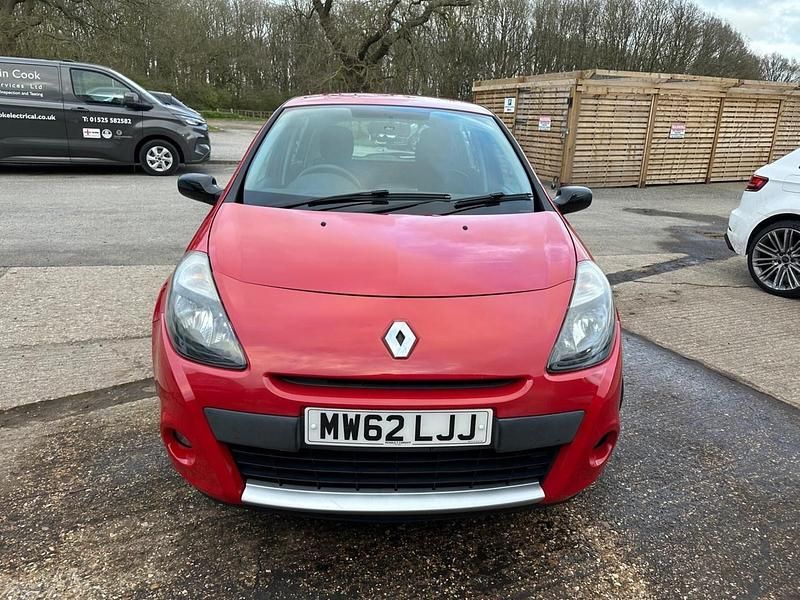 Used Renault Clio IV Expression+ 2012 Red Hatchback