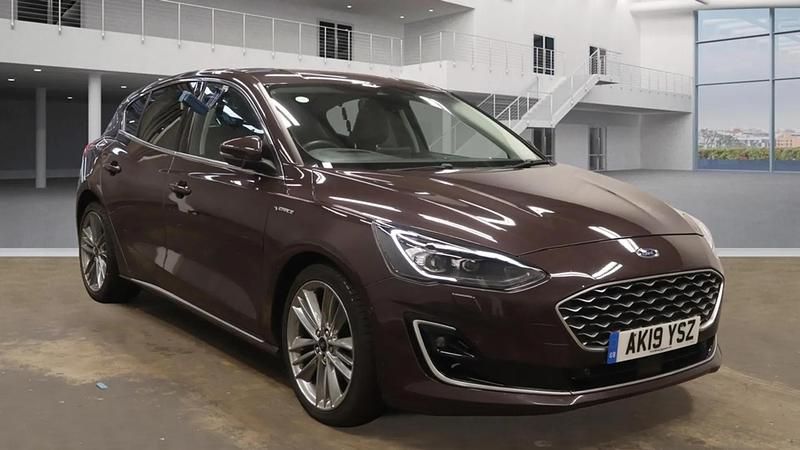 Mauve/purple Used 2019 Ford Focus Vignale Hatchback | £12,099 (Good price) - Image 1/4