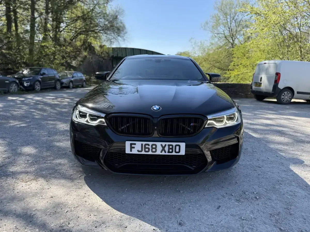 Usado BMW M5 Comfort Edition 600 CV (441 kW) 2018 Negro Berlina