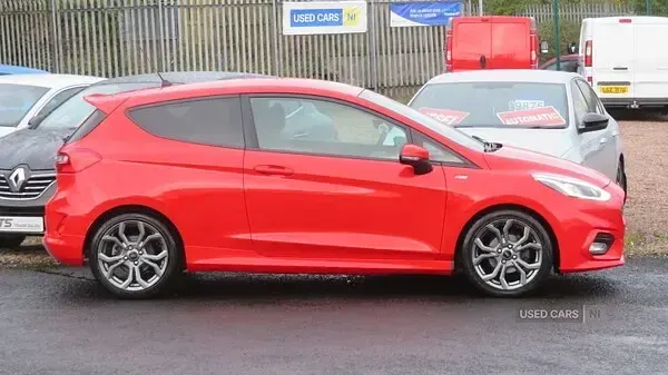 Used Ford Fiesta ST-Line 100 HP (73 kW) 2018 Red Hatchback