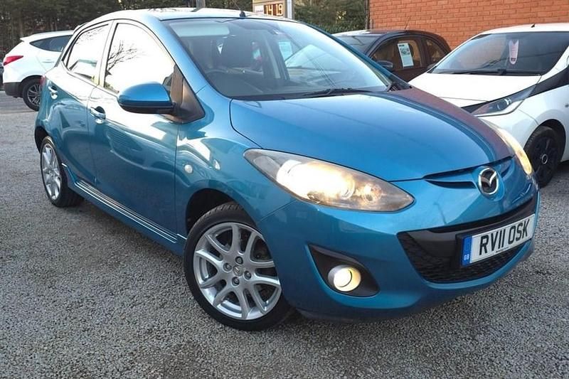 Used Mazda 2 Inclusive 102 HP (75 kW) 2011 Blue Hatchback