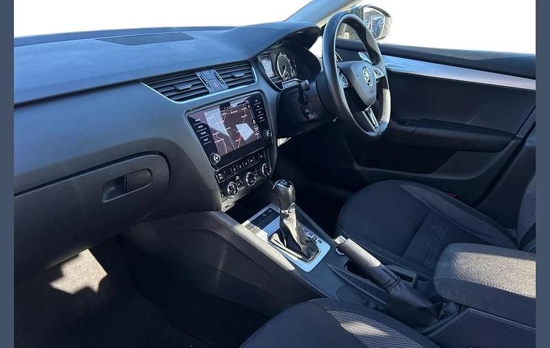 Used Skoda Octavia SE Technology 113 HP (83 kW) 2019 Quartz grey metallic Hatchback