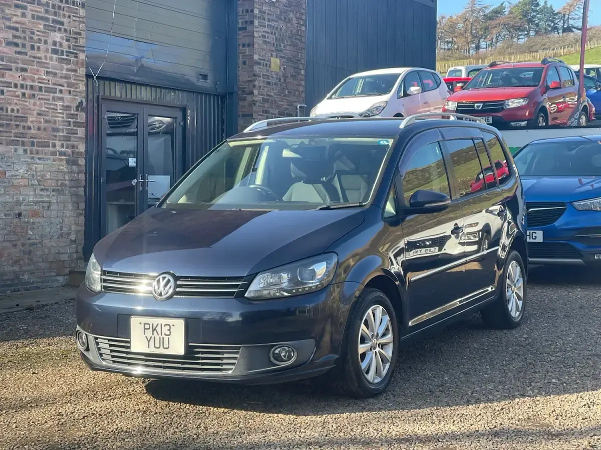 Used VW Touran 140 HP (102 kW) 2013 Blue MPV