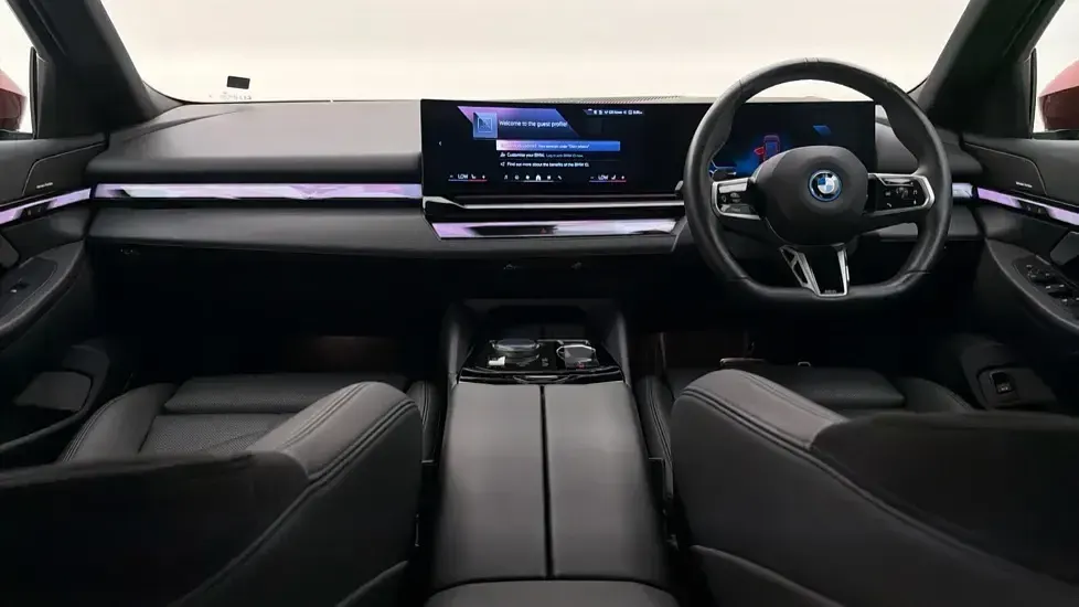 Used BMW i5 M Sport 246 kW (335 HP) 2024 Red