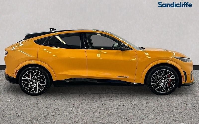 Used Ford Mustang Extended Range 487 HP (358 kW) 2021 Orange Estate