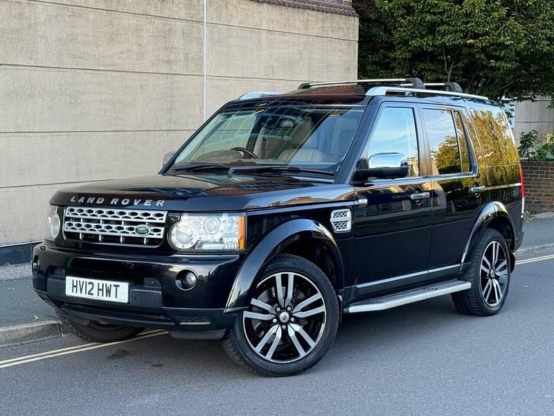 Black Used 2012 Land Rover Discovery 4 HSE SUV | £10,995 (Fair price) - Image 1/4