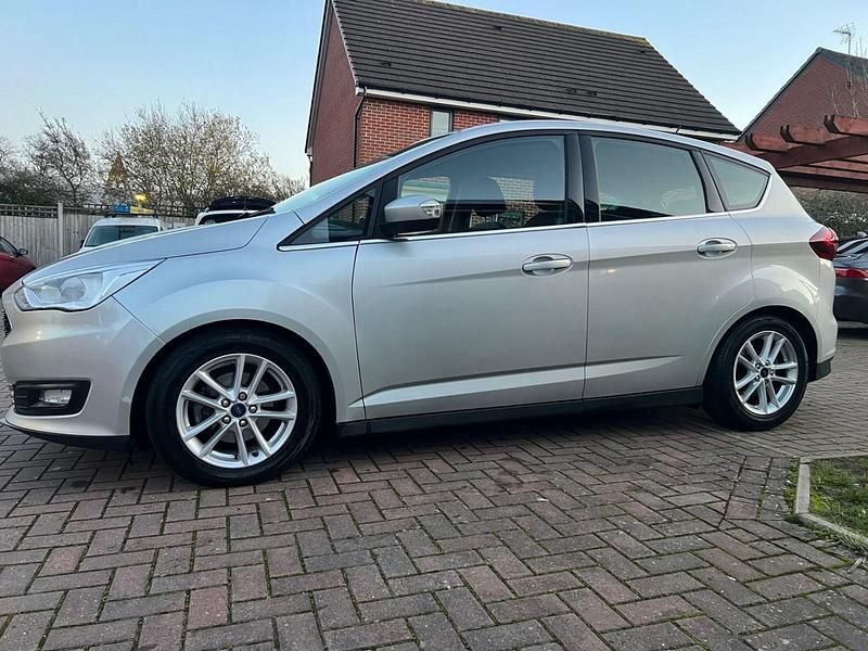 Usado Ford C-MAX Zetec 2017 Prateado Monovolume