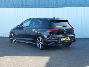 Begagnad VW Golf VIII GTD 200 HK (147 kW) 2020 Svart Halvkombi