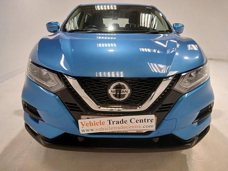 Used Nissan Qashqai Acenta Premium 115 HP (84 kW) 2018 Blue SUV