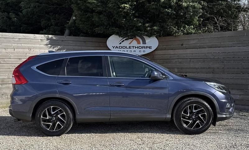 Used Honda CR-V SE Plus 2017 Blue SUV