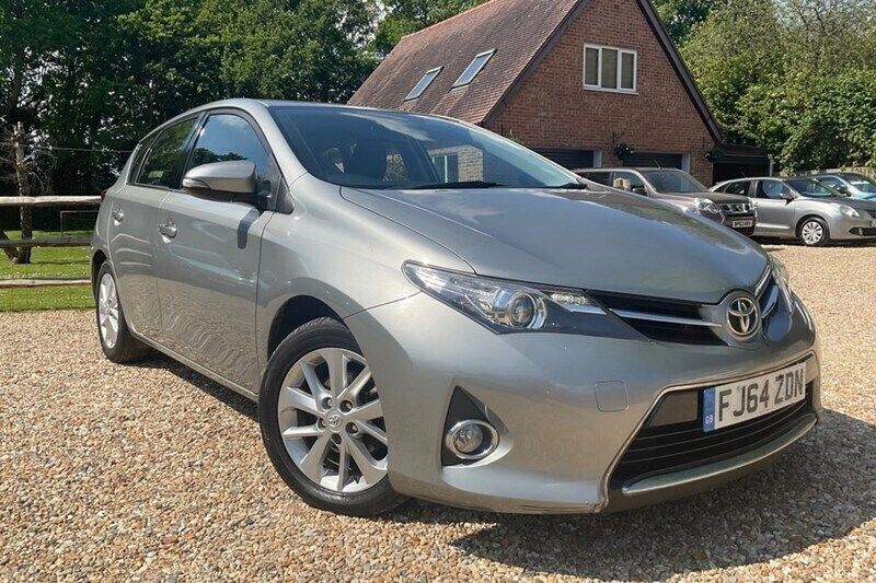 Used 2014 Toyota Auris | £4,995 (Fair price) - Image 1/1