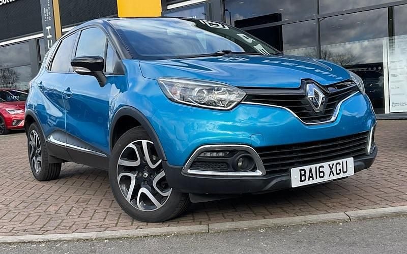 Used Renault Captur Dynamique 90 HP (66 kW) 2016 SUV