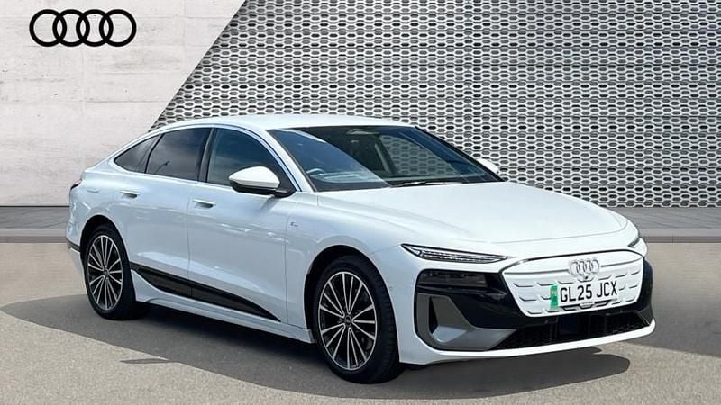 White Used 2025 Audi A6 e-tron S-Line Estate | £52,490 (Good price) - Image 1/4