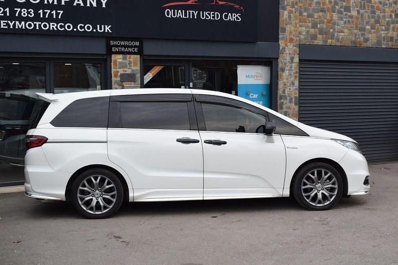 Used Honda Odyssey Hybrid 2023 White MPV