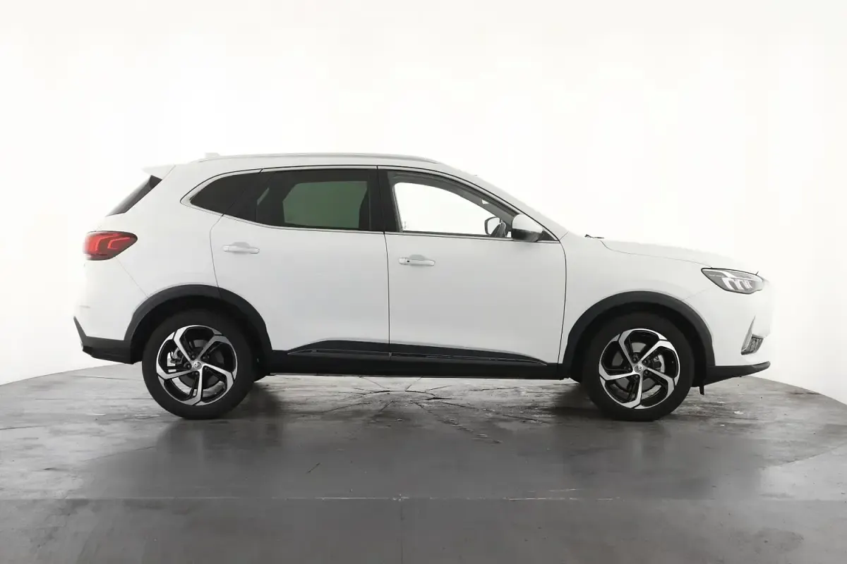 Used MG HS Trophy 162 HP (119 kW) 2023 White SUV