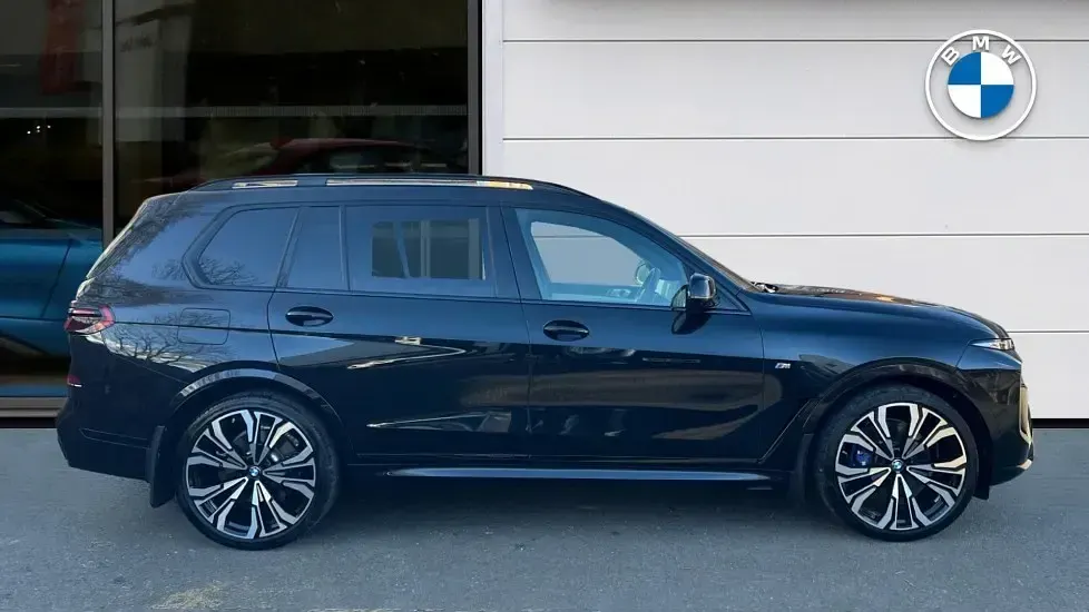 Used BMW X7 M Sport 347 HP (255 kW) 2024 Black SUV