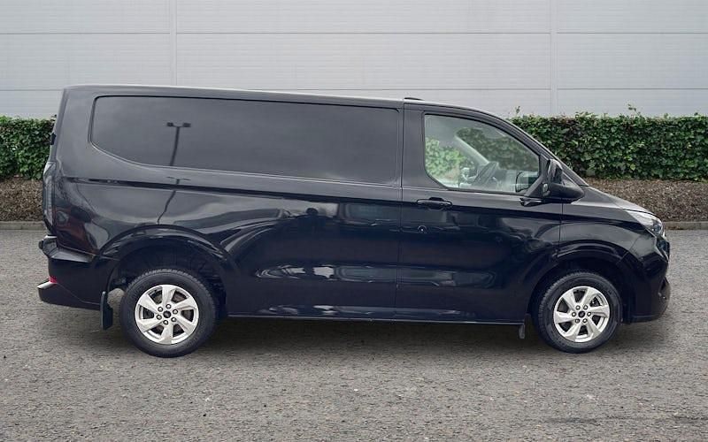 Used Ford Transit Custom Limited 136 HP (100 kW) 2024 Van