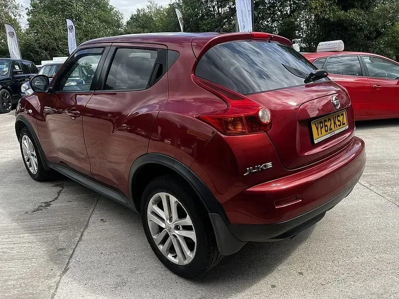 Used Nissan Juke Acenta 110 HP (80 kW) 2012 Red SUV