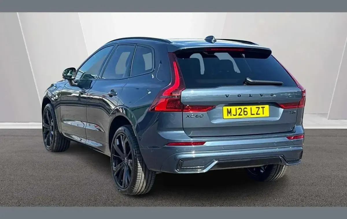 Used Volvo XC60 Plus 345 HP (253 kW) 2026 Blue SUV