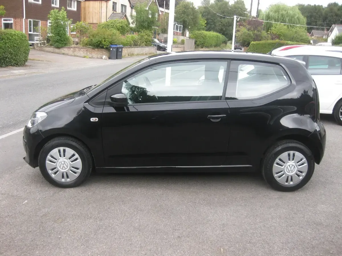 Used VW up! move up! 60 HP (44 kW) 2015 Black Hatchback