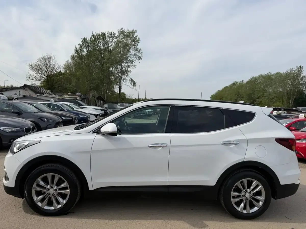 Begagnad Hyundai Santa Fe Premium 2016 Vit SUV