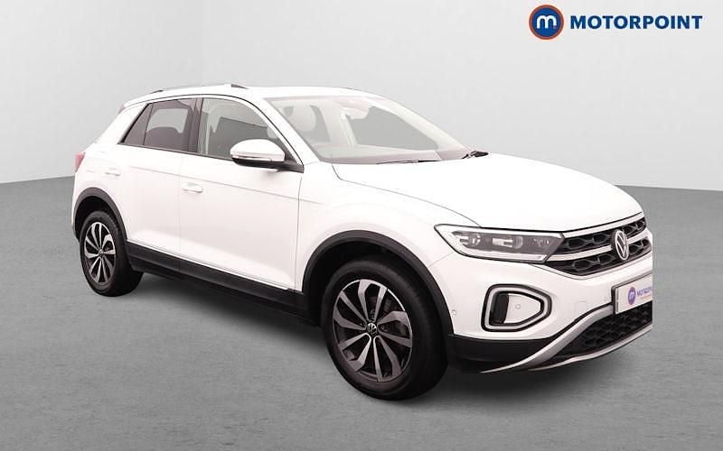 Used 2025 VW T-Roc Style SUV | £23,449 (Fair price) - Image 1/4