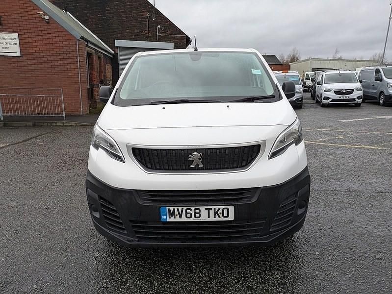 Used Peugeot Expert 2018 White Van