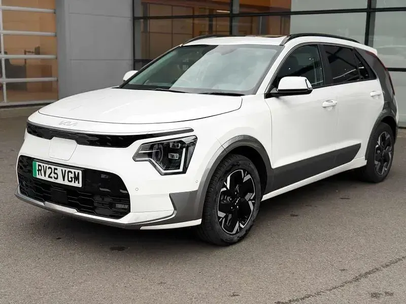 Used Kia e-Niro 150 kW (204 HP) 2025 White pearl SUV