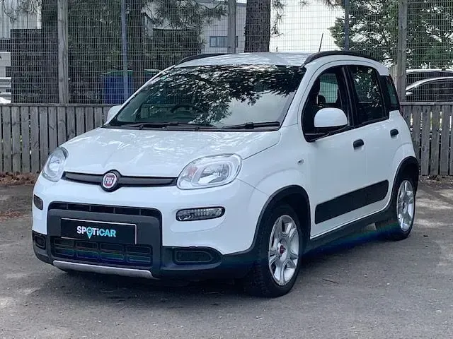 Used Fiat Panda City Life 70 HP (51 kW) 2023 White Hatchback