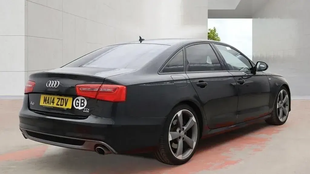 Begagnad Audi A6 Black Edition 313 HK (230 kW) 2014 Svart Sedan