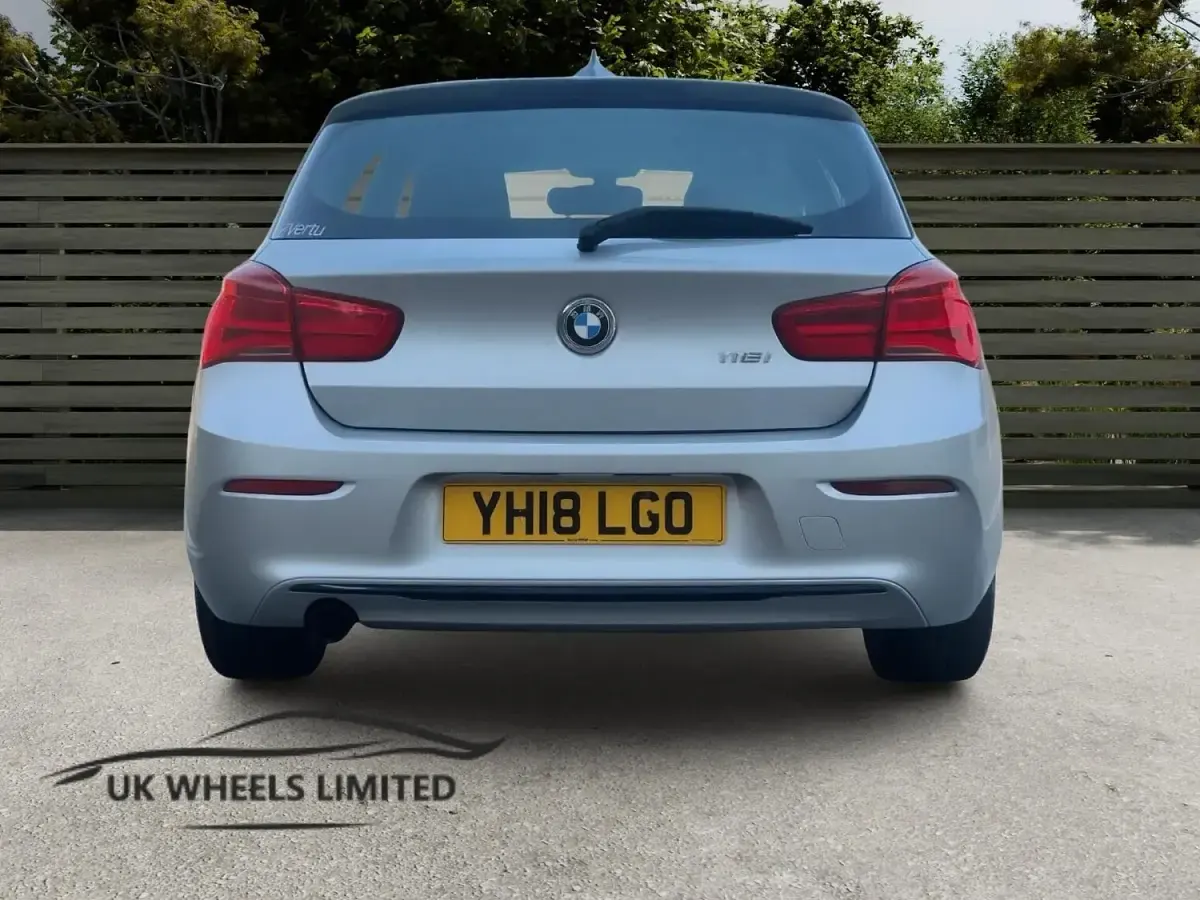 Used BMW 118 Sport Line 2018 Silver Hatchback