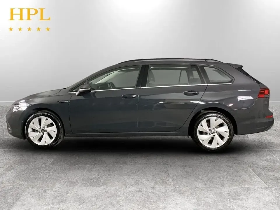 Used VW Golf VIII Style 130 HP (95 kW) 2023 Grey Estate
