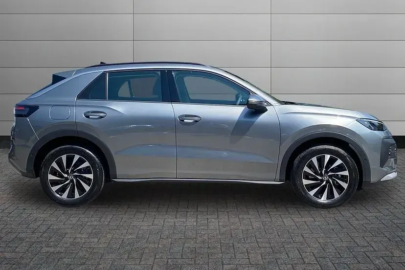 New VW T-Roc Life 148 HP (108 kW) 2026 Wolf grey SUV