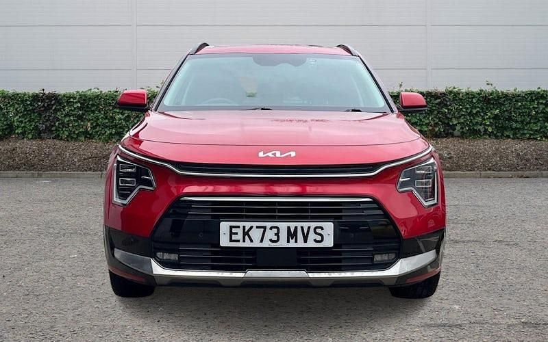 Used Kia Niro 141 HP (103 kW) 2023 Red SUV