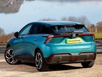 New MG MG4 EV 180 kW (245 HP) 2026 Green Hatchback